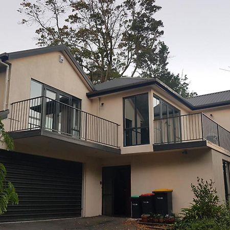 Tranquil Treehouse Christchurch Exterior foto